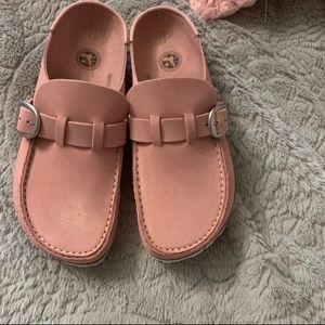 Pink Birkenstock buckley slip on clogs - like new